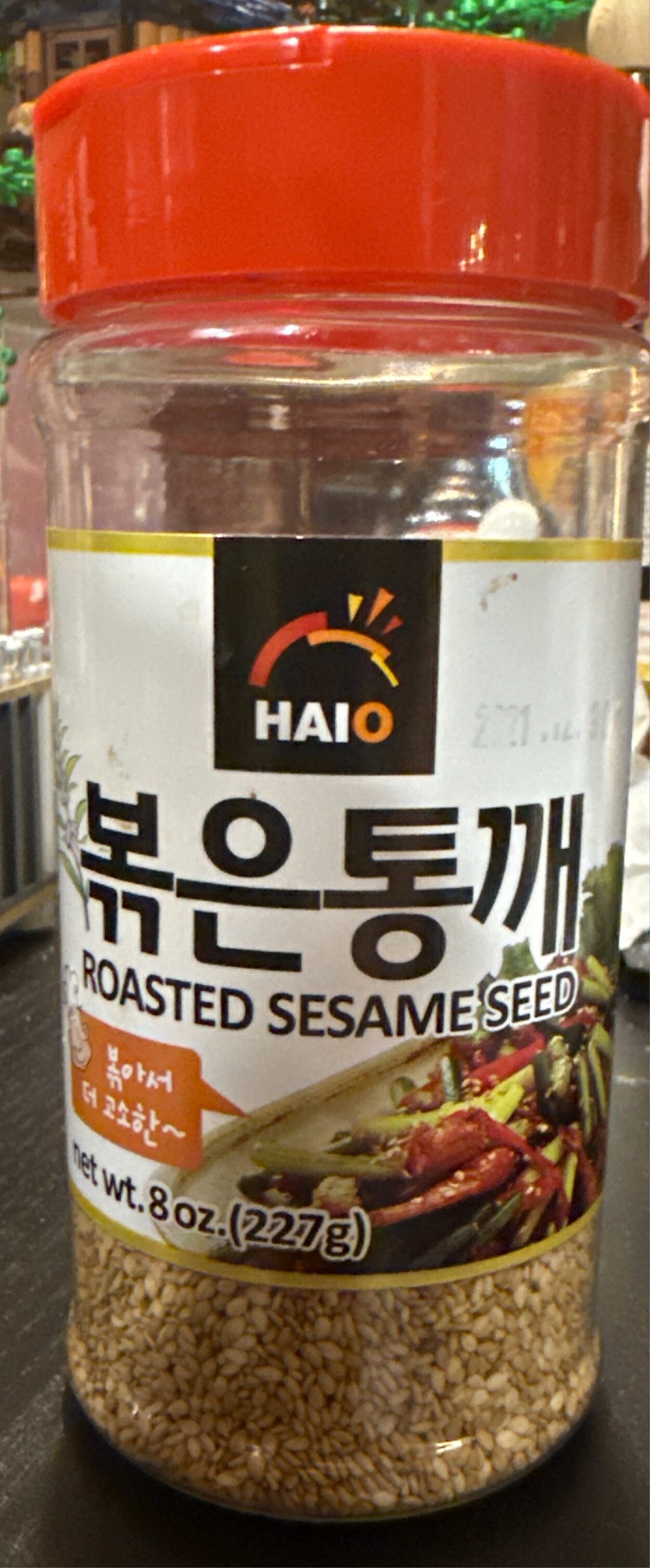 HAIO 炒り白ごま（볶은 통깨） HAIO Roasted Sesame Seed, net wt. 8 oz (227 g)